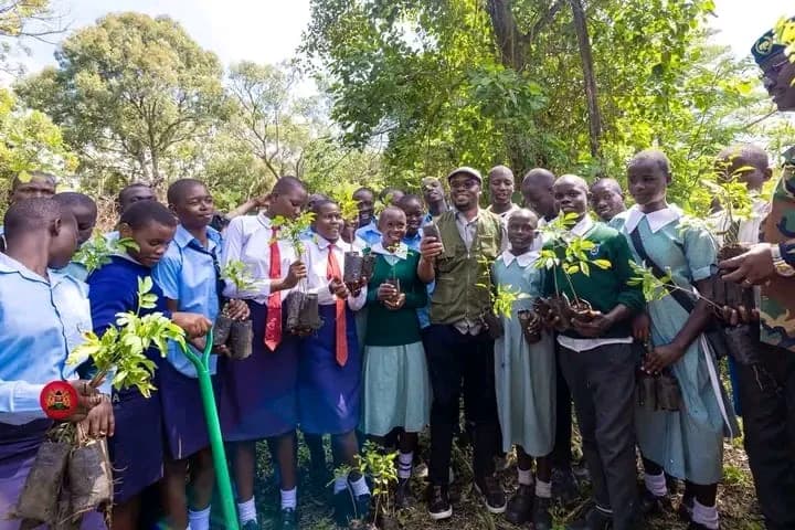 PS Omollo urges schools to lead tree planting drive as 7,000 seedlings planted in Homa Bay