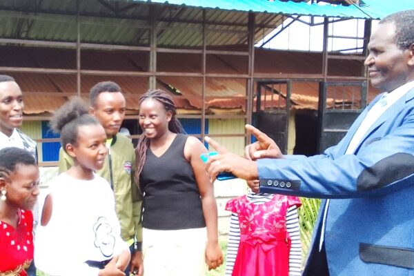Traders cautioned against exploiting parents ahead of Form 1 students' admission
